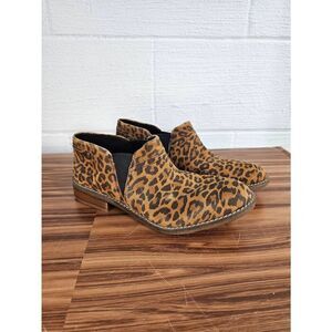 Clarks Women's Camzin Animal Print Faux Suede Ankle Shoes Orange/Black Size 7.5